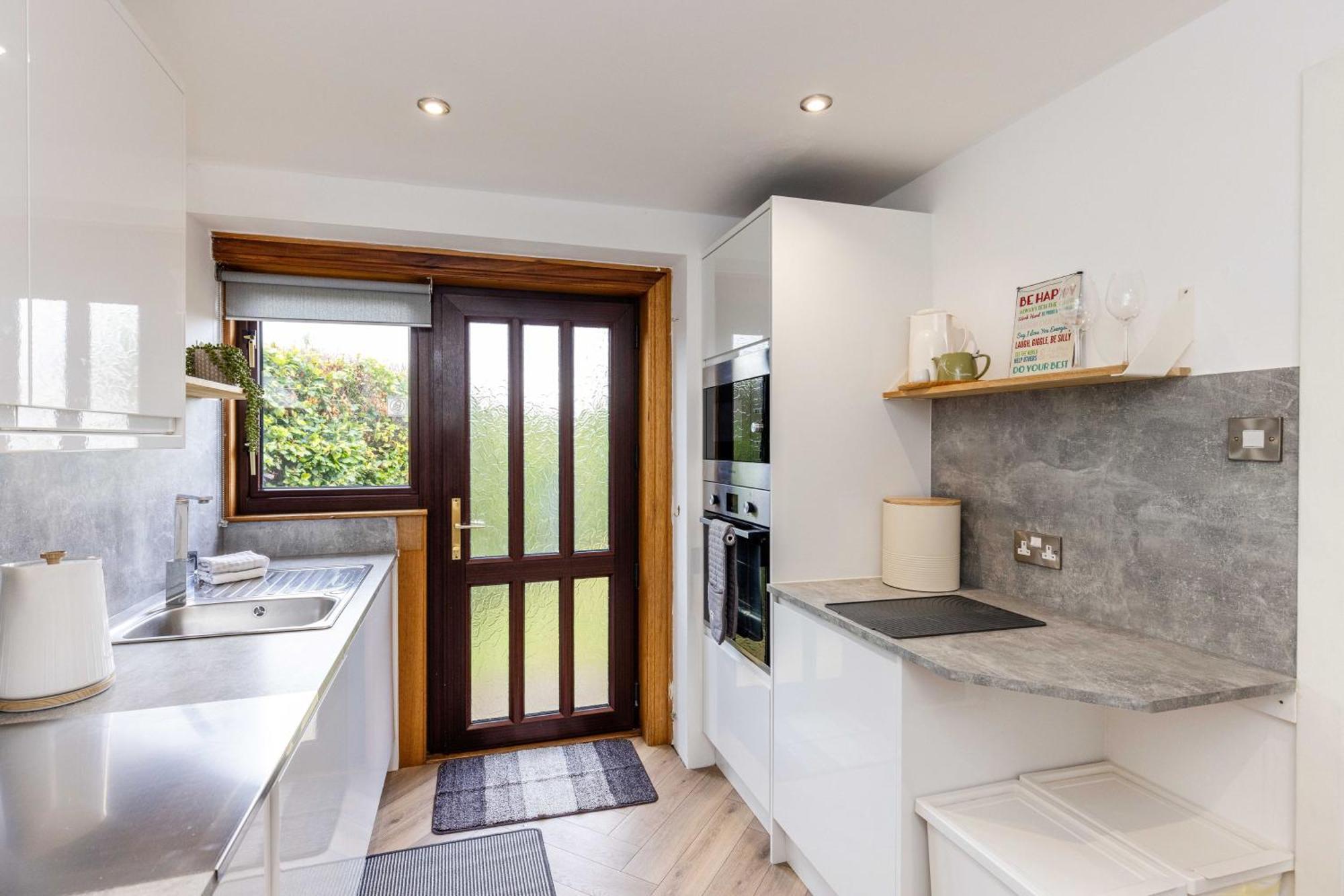 Family Home Inverkeithing Ideal For Edinburgh, Dunfermline & St Andrews 3 Bedrooms Exteriér fotografie